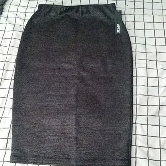 Skirt - Picture 1 of 3
